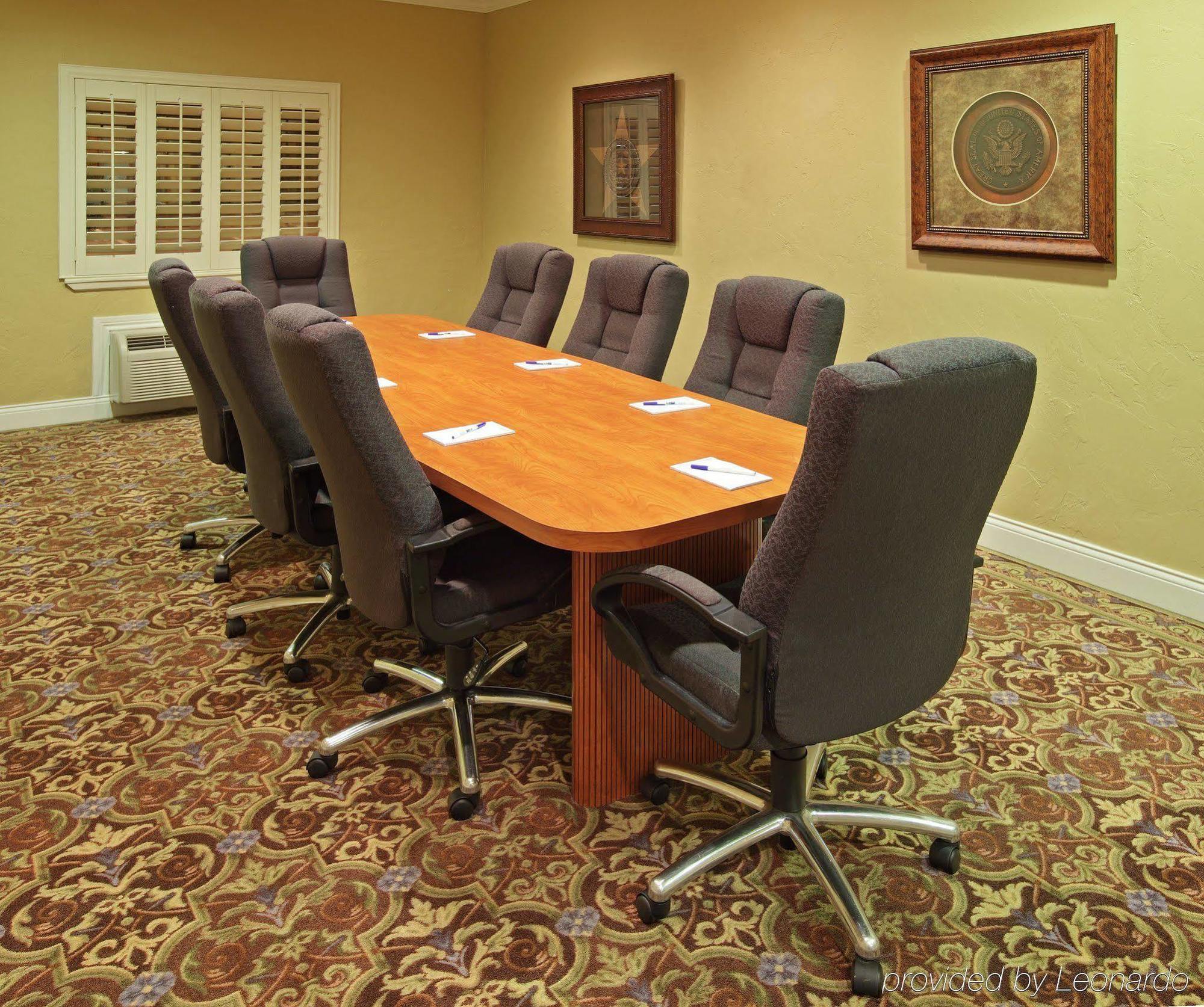 Holiday Inn Express Hotel & Suites Greenville By Ihg Εξωτερικό φωτογραφία