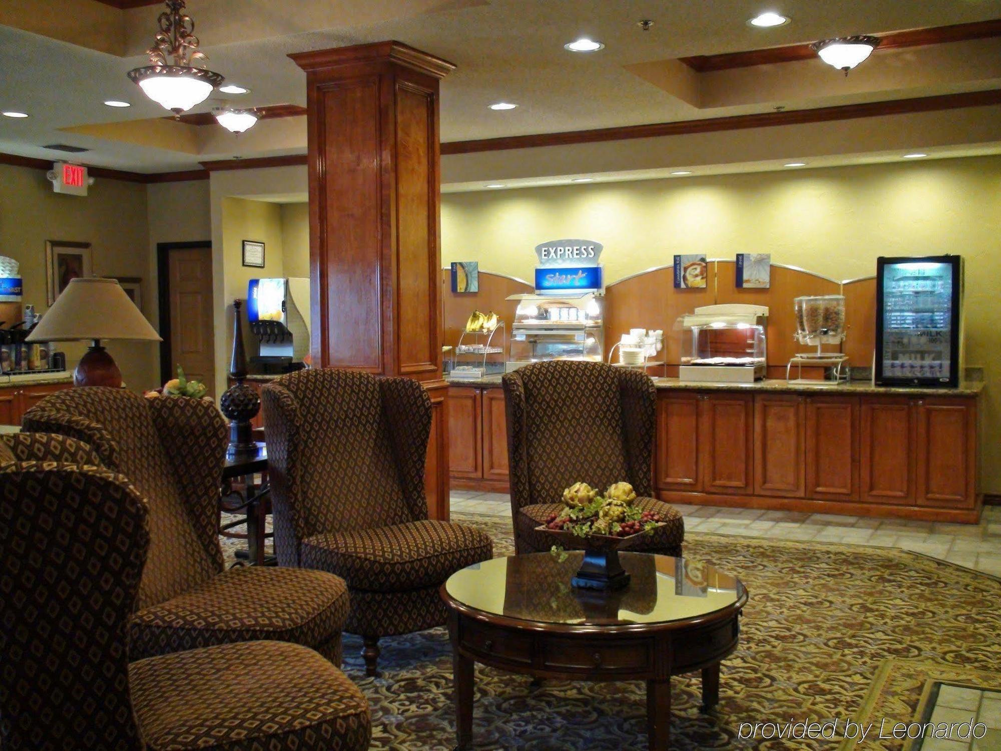 Holiday Inn Express Hotel & Suites Greenville By Ihg Εξωτερικό φωτογραφία