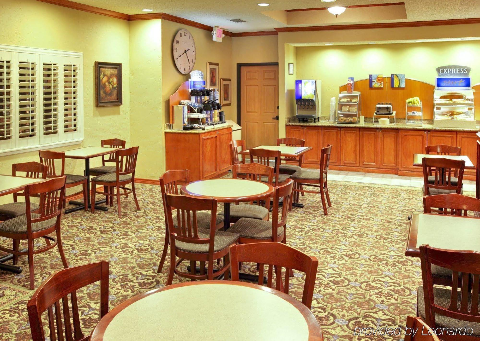 Holiday Inn Express Hotel & Suites Greenville By Ihg Εξωτερικό φωτογραφία