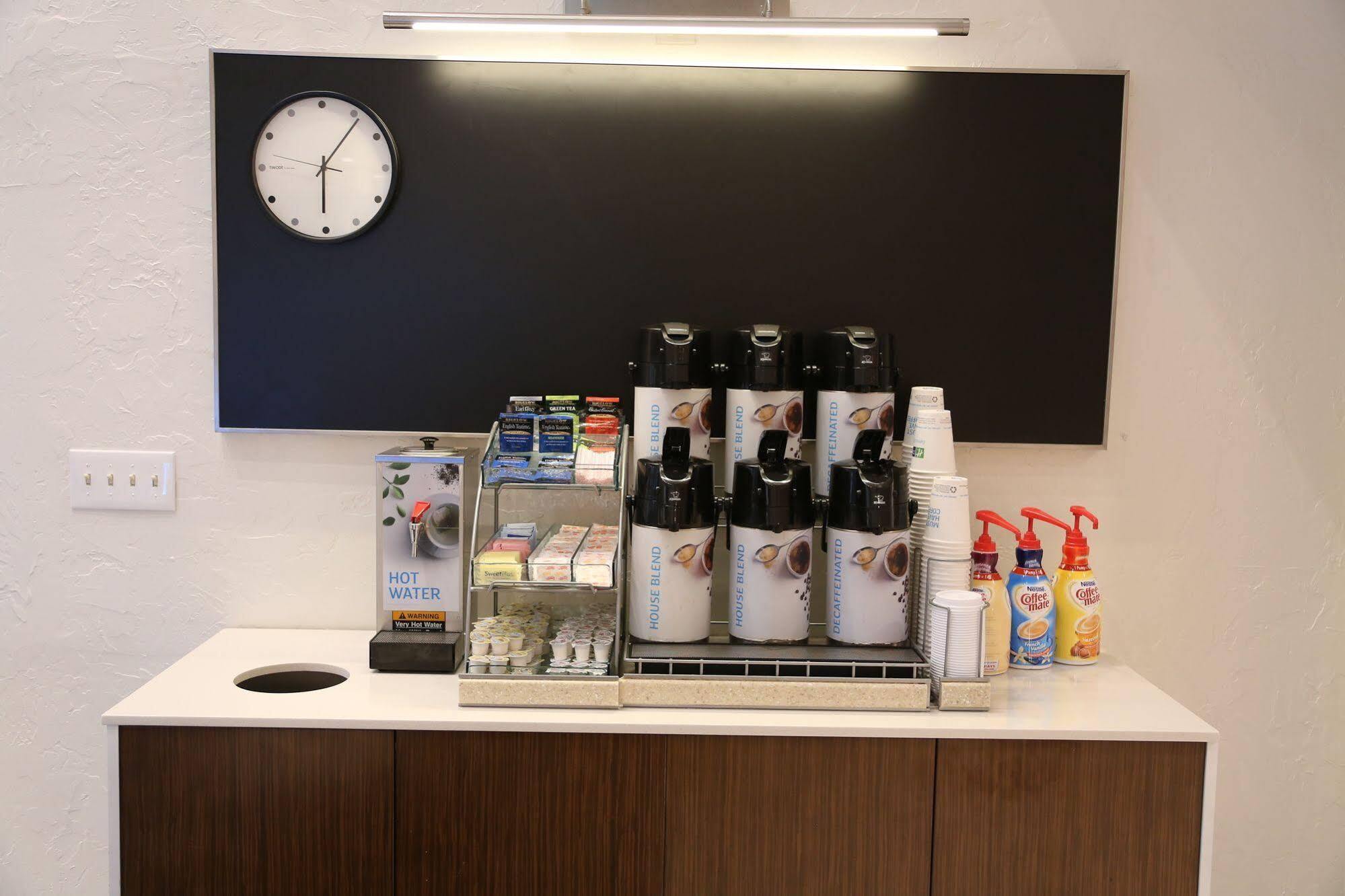 Holiday Inn Express Hotel & Suites Greenville By Ihg Εξωτερικό φωτογραφία