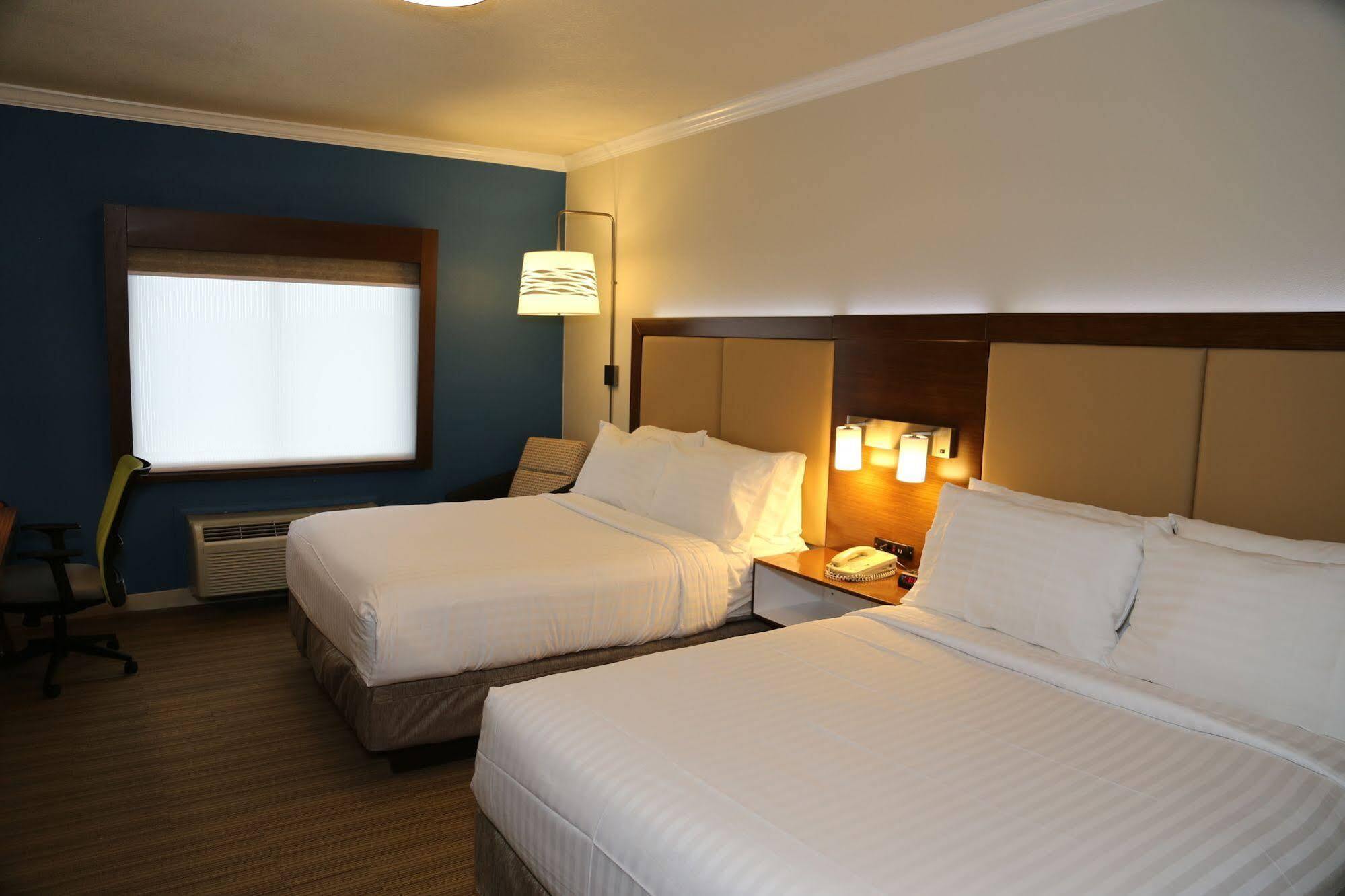 Holiday Inn Express Hotel & Suites Greenville By Ihg Εξωτερικό φωτογραφία